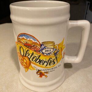 2011 Leavenworth WA Oktoberfest Centennial Bier Beer Pottery Mug Warsteiner 6''